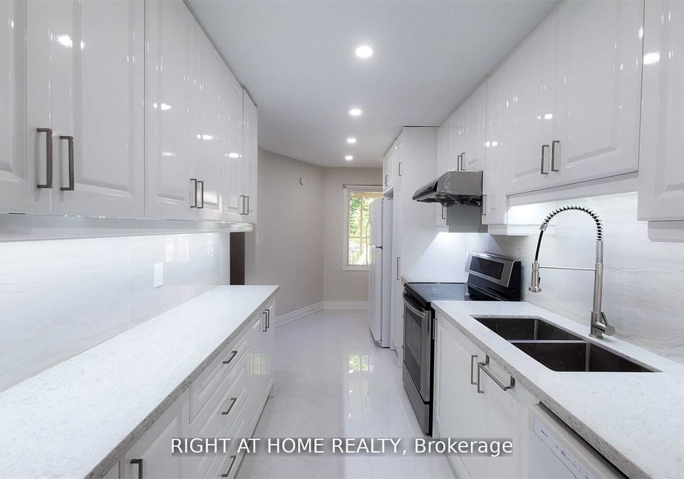 28-baywood-court-markham-ontario-n12454314