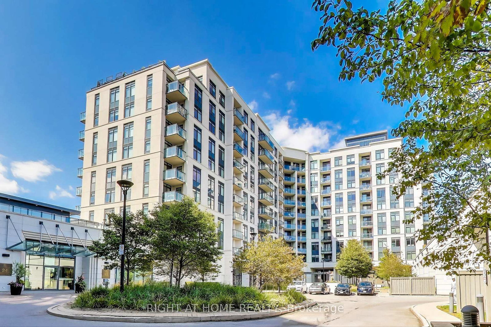12-woodstream-boulevard-vaughan-ontario-n12454889