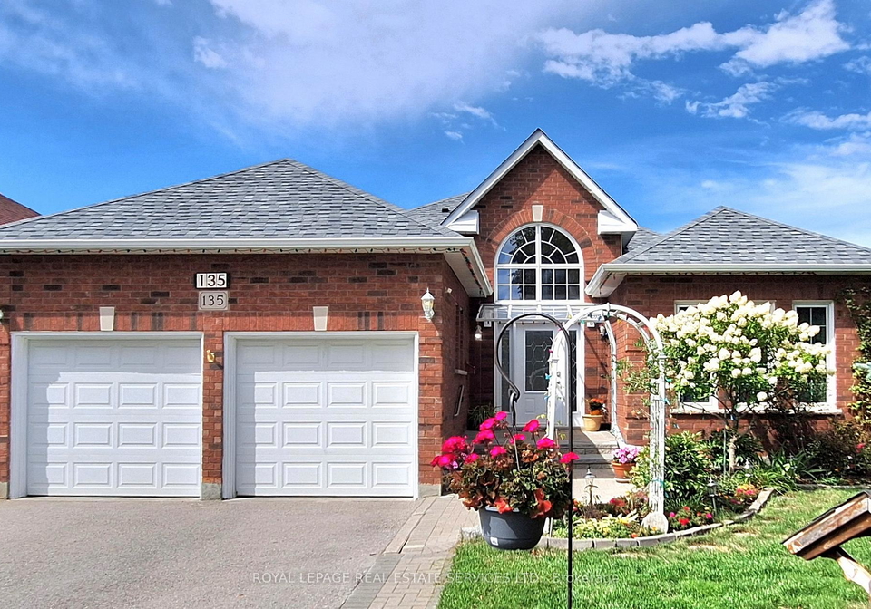 135-mainprize-crescent-east-gwillimbury-ontario-n12456591