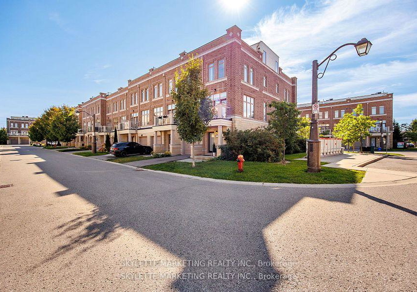 2-cornerbank-crescent-whitchurch-stouffville-ontario-n12456788