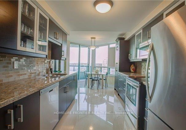 7250-yonge-street-vaughan-ontario-n12457269