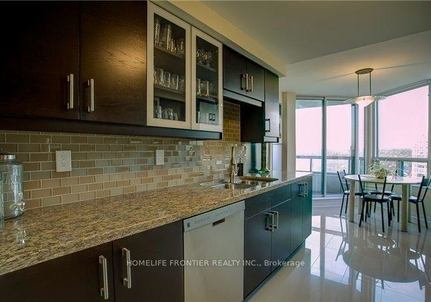 7250-yonge-street-vaughan-ontario-n12457269