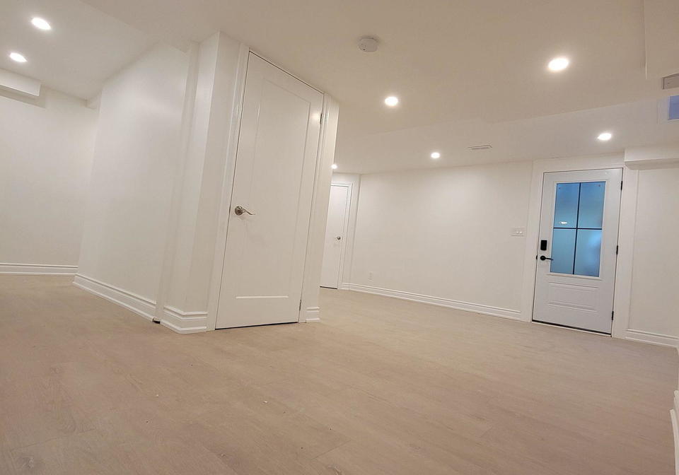 14-eves-court-newmarket-ontario-n12457276