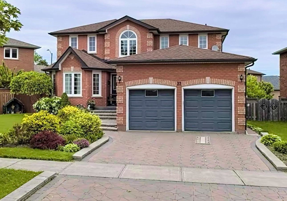 37-depeuter-crescent-bradford-west-gwillimbury-ontario-n12457304