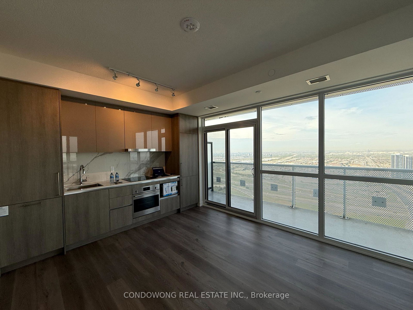 225-commerce-street-vaughan-ontario-n12457533