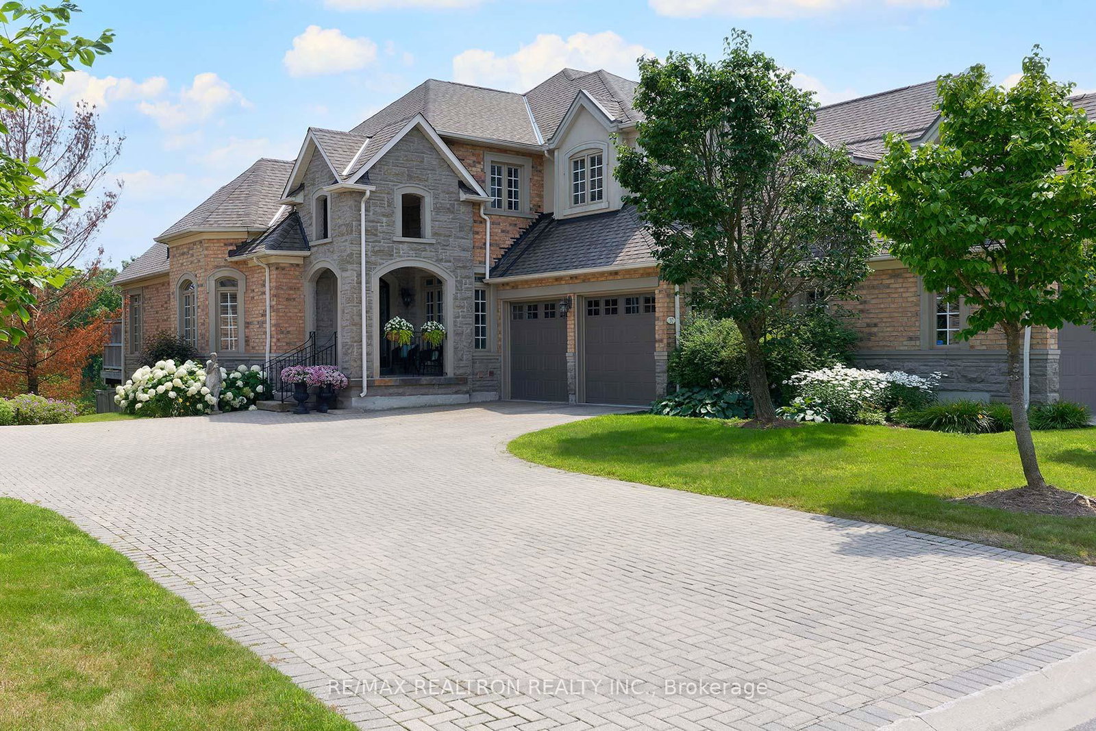 37-britton-trail-aurora-ontario-n12457590