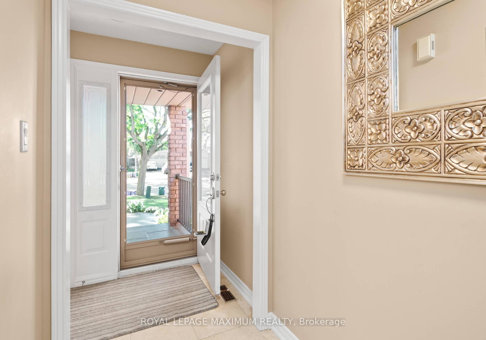 12-checker-court-vaughan-ontario-n12457630