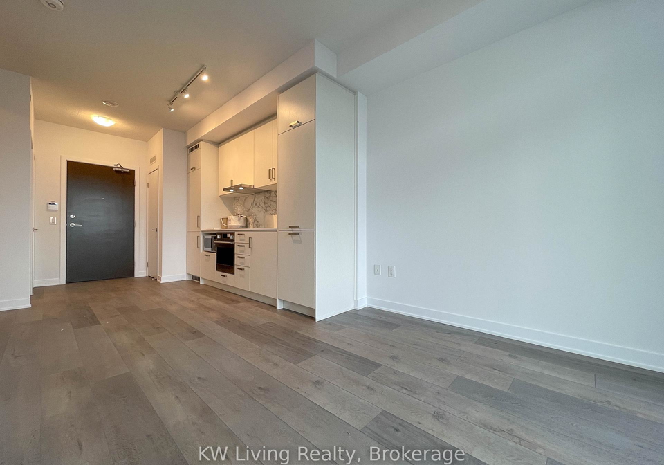 60-honeycrisp-crescent-vaughan-ontario-n12457836
