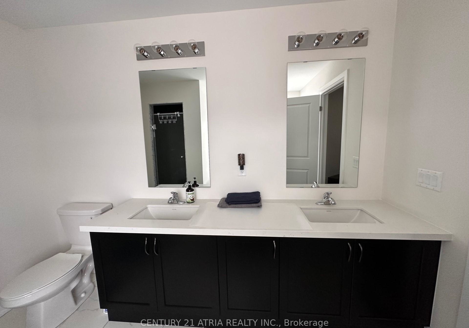 116-ben-sinclair-avenue-east-gwillimbury-ontario-n12458475