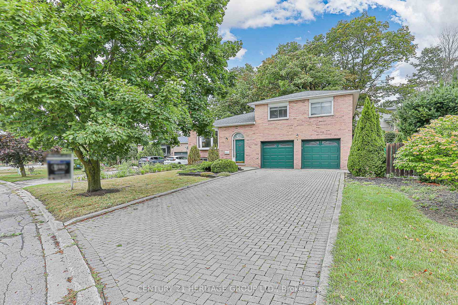 4-beckett-avenue-east-gwillimbury-ontario-n12459534