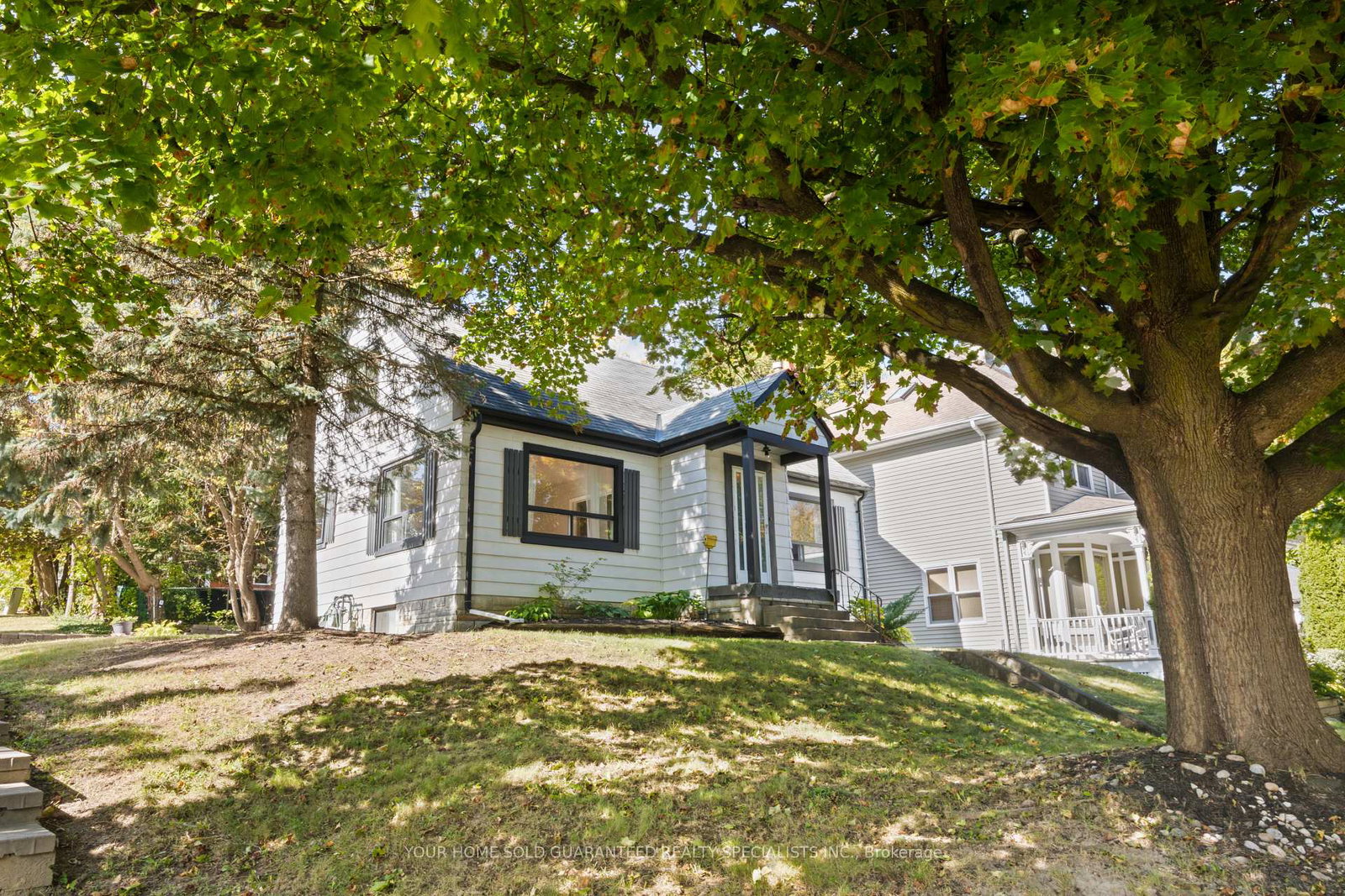 122-gurnett-street-aurora-ontario-n12459591