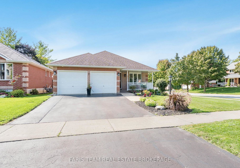 2-forest-edge-crescent-east-gwillimbury-ontario-n12460085