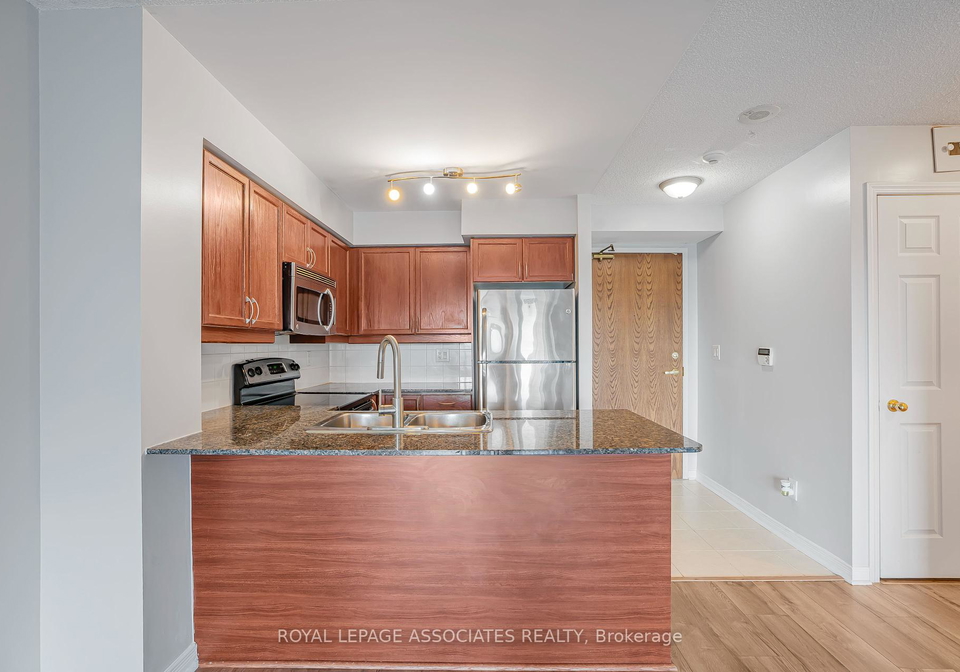 185-oneida-crescent-richmond-hill-ontario-n12460268
