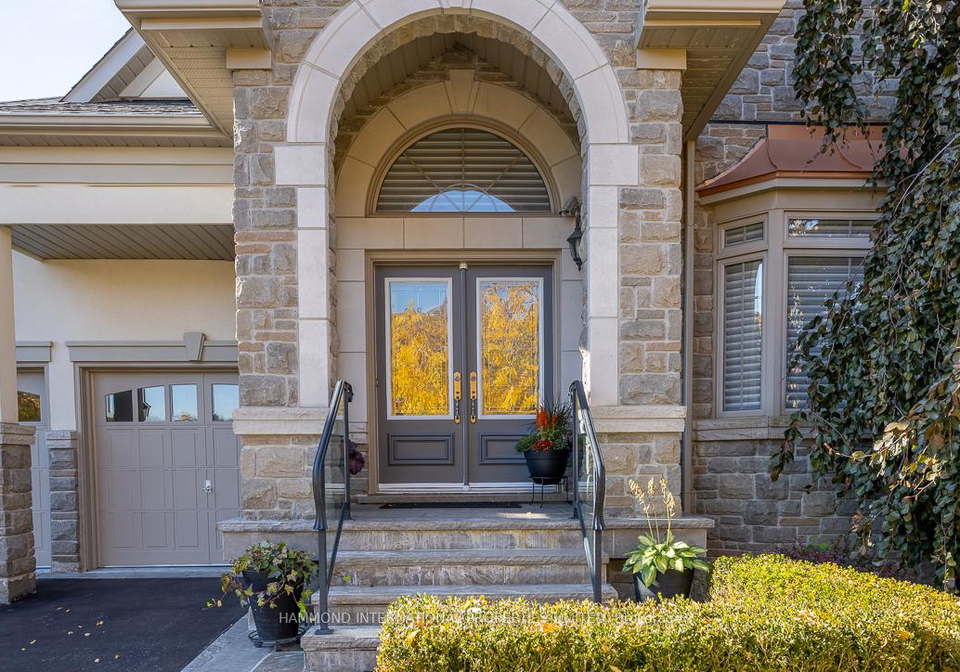 203-hunterwood-chase-vaughan-ontario-n12460340