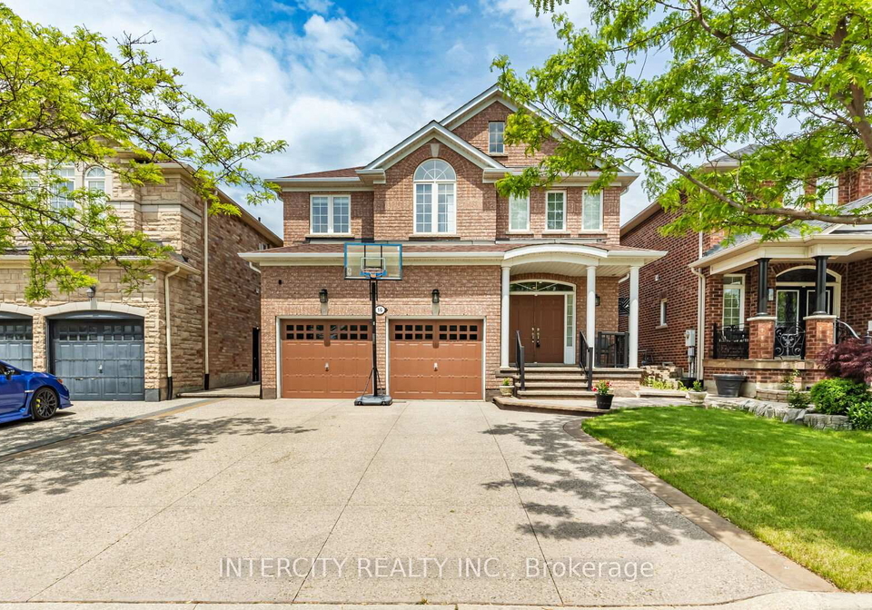 16-venice-gate-drive-vaughan-ontario-n12460862