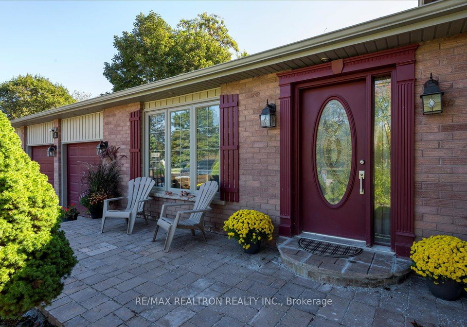 11-burbank-circle-adjala-tosorontio-ontario-n12461038