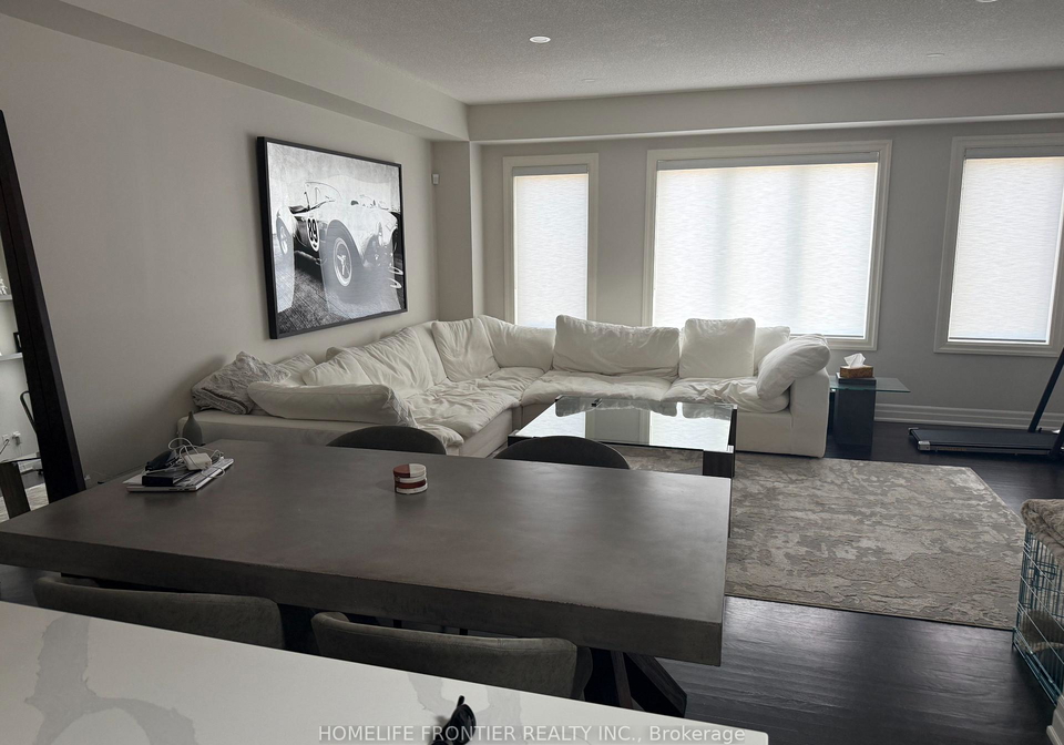 30-vantage-loop-avenue-newmarket-ontario-n12461683