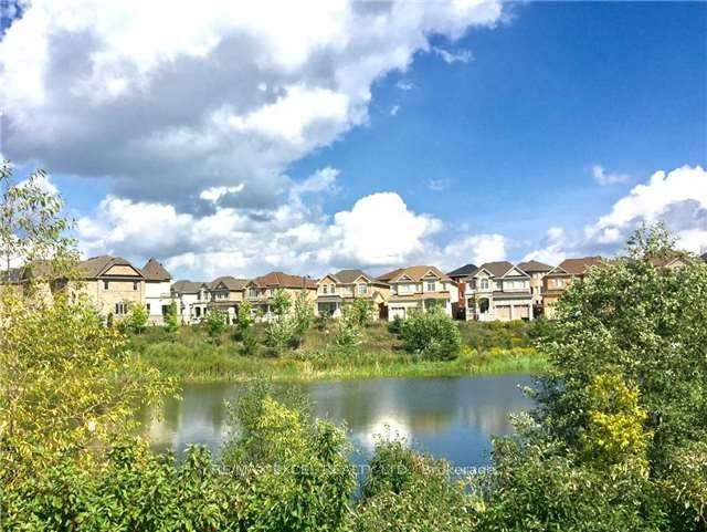 1100-stuffles-crescent-newmarket-ontario-n12461788