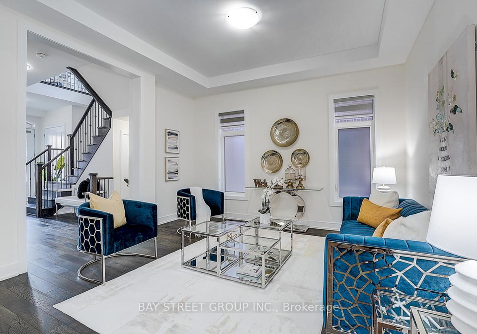 50-botelho-circle-w-aurora-ontario-n12462274
