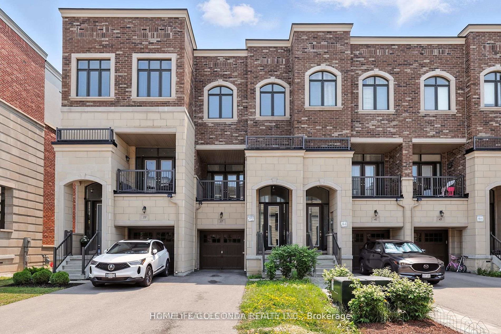 37-arianna-crescent-vaughan-ontario-n12464435