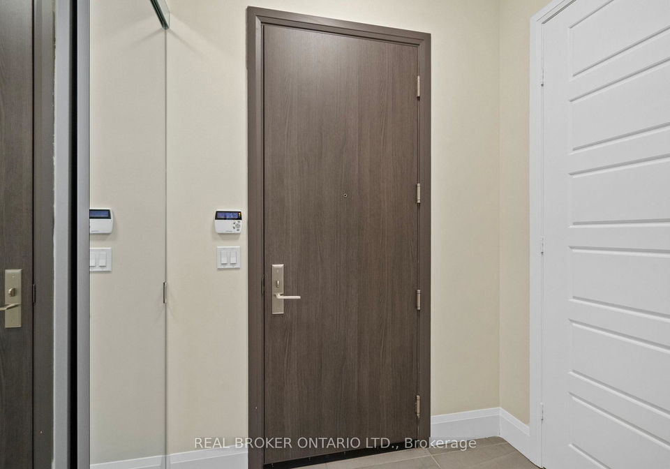15-water-walk-drive-markham-ontario-n12464756
