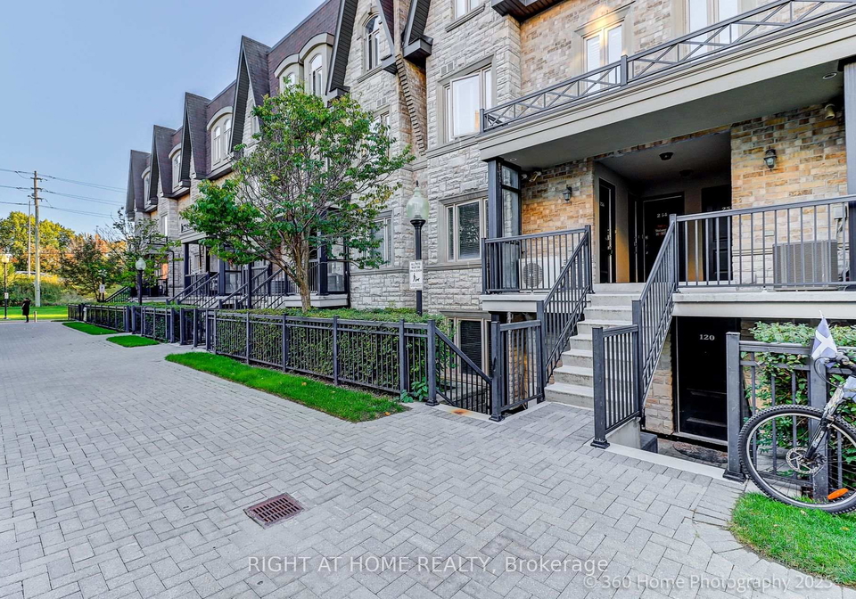 318-john-street-markham-ontario-n12466518