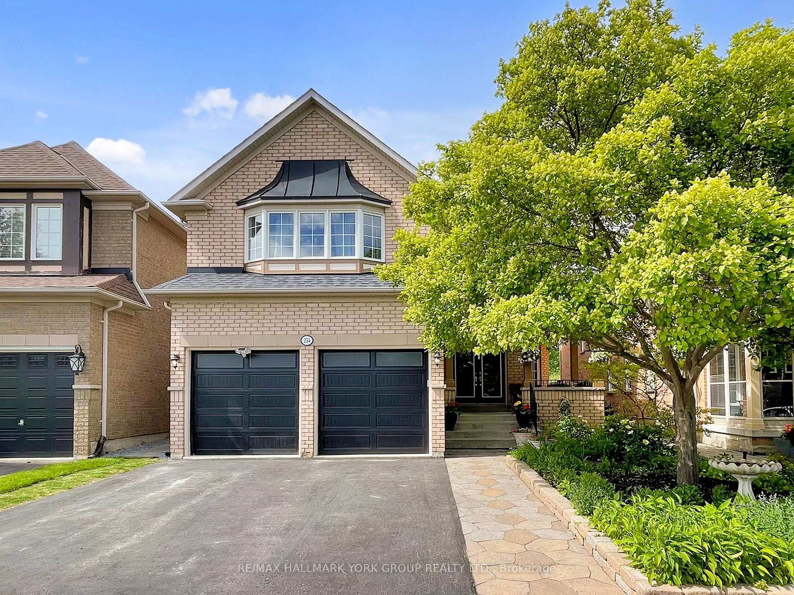254-tower-hill-road-richmond-hill-ontario-n12467094