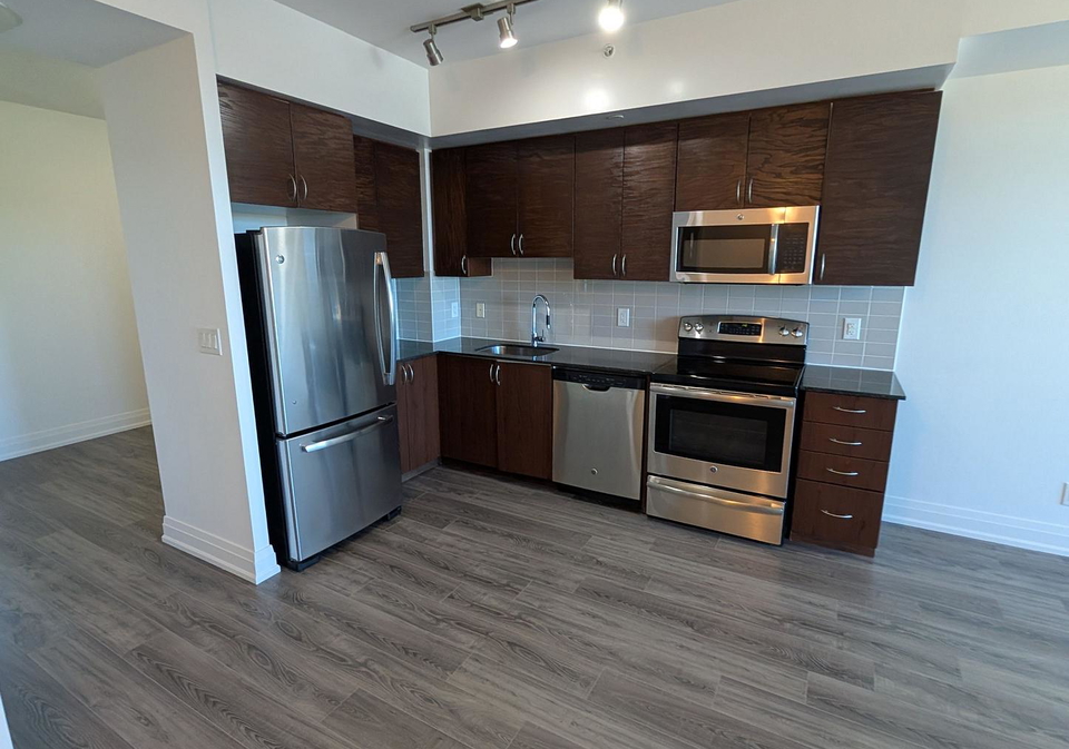 7165-yonge-street-markham-ontario-n12467844