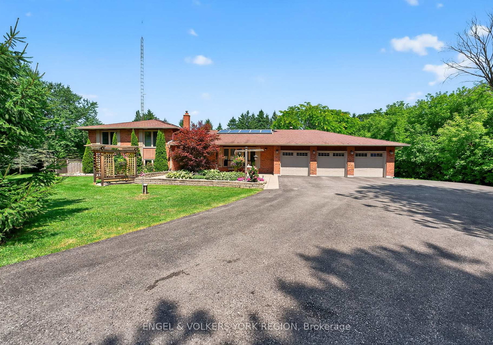 90-dearbourne-avenue-king-ontario-n12467937