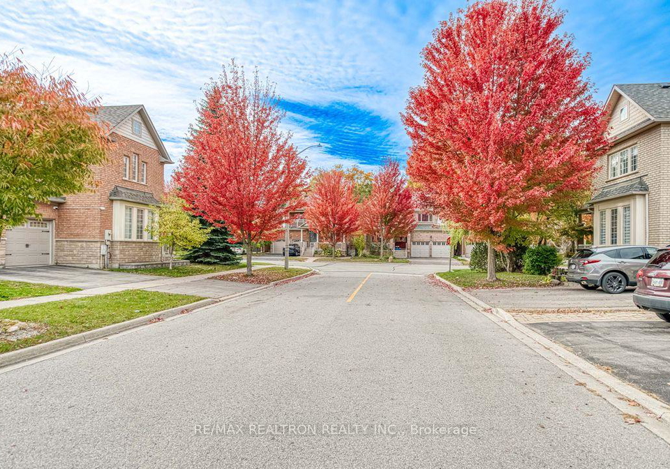 7-grand-oak-drive-richmond-hill-ontario-n12468859