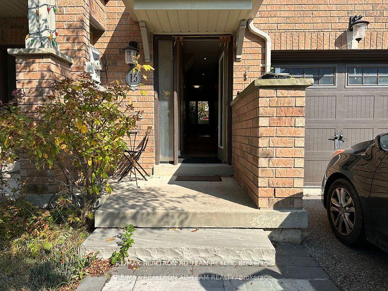 15-latitude-lane-whitchurch-stouffville-ontario-n12469253