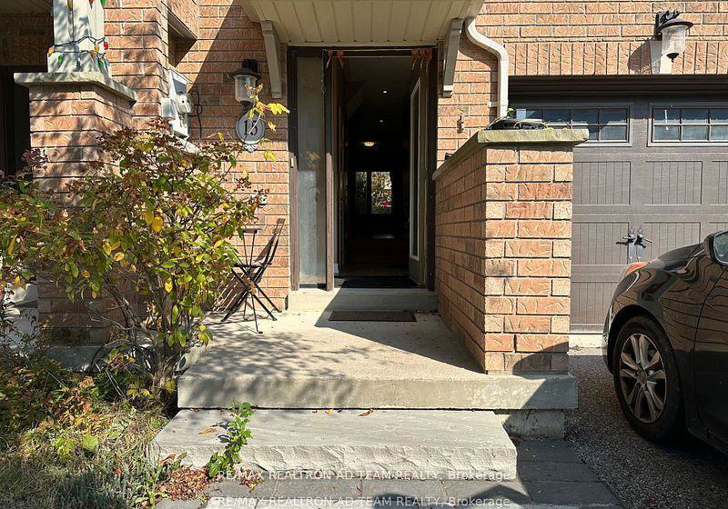 15-latitude-lane-whitchurch-stouffville-ontario-n12469253