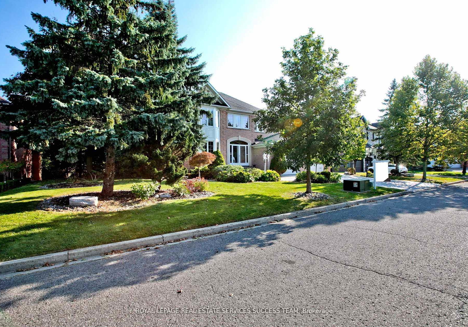 37-heatherwood-crescent-markham-ontario-n12469830