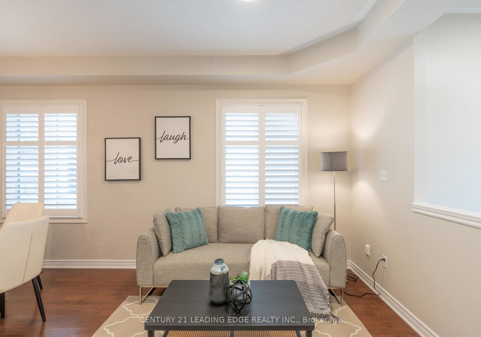 1163-stuffles-crescent-newmarket-ontario-n12469975