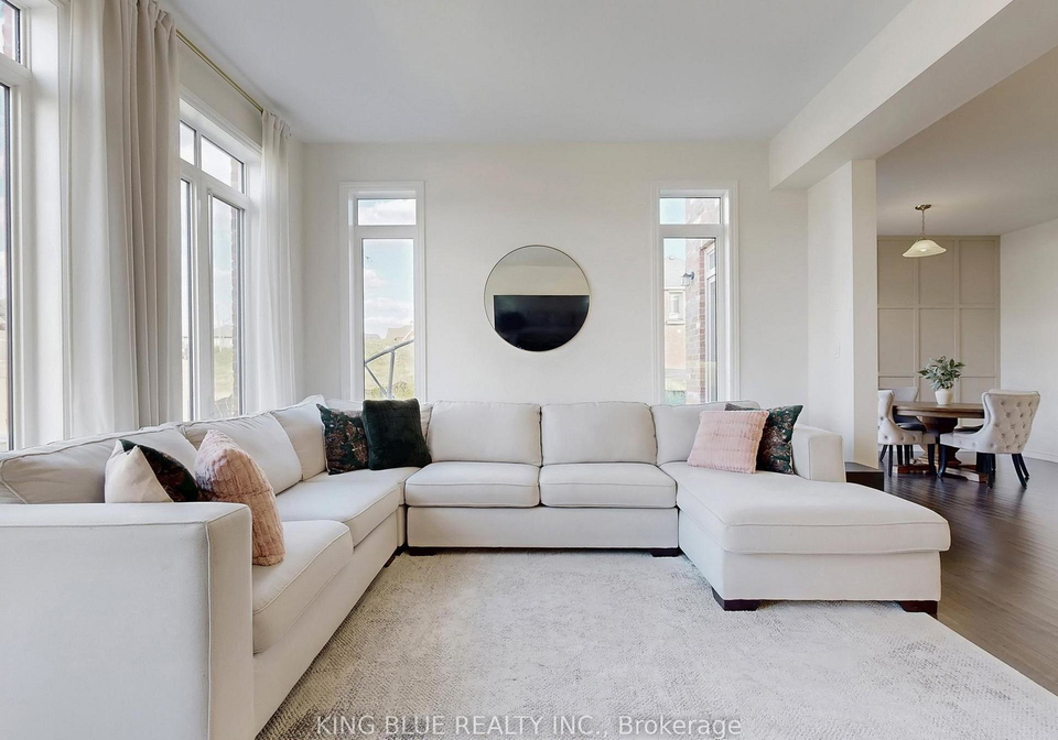 47-deepwood-crescent-east-gwillimbury-ontario-n12470078