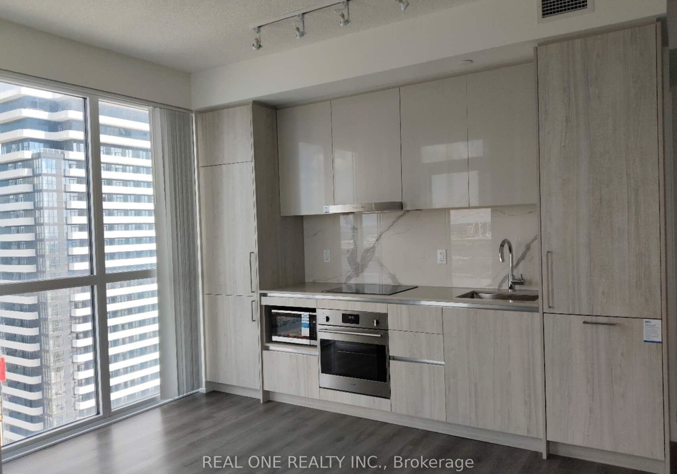 225-commerce-street-vaughan-ontario-n12470468