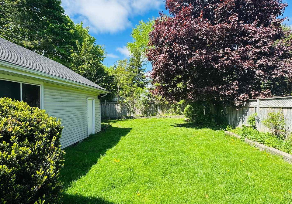 120-lawrence-avenue-richmond-hill-ontario-n12470698