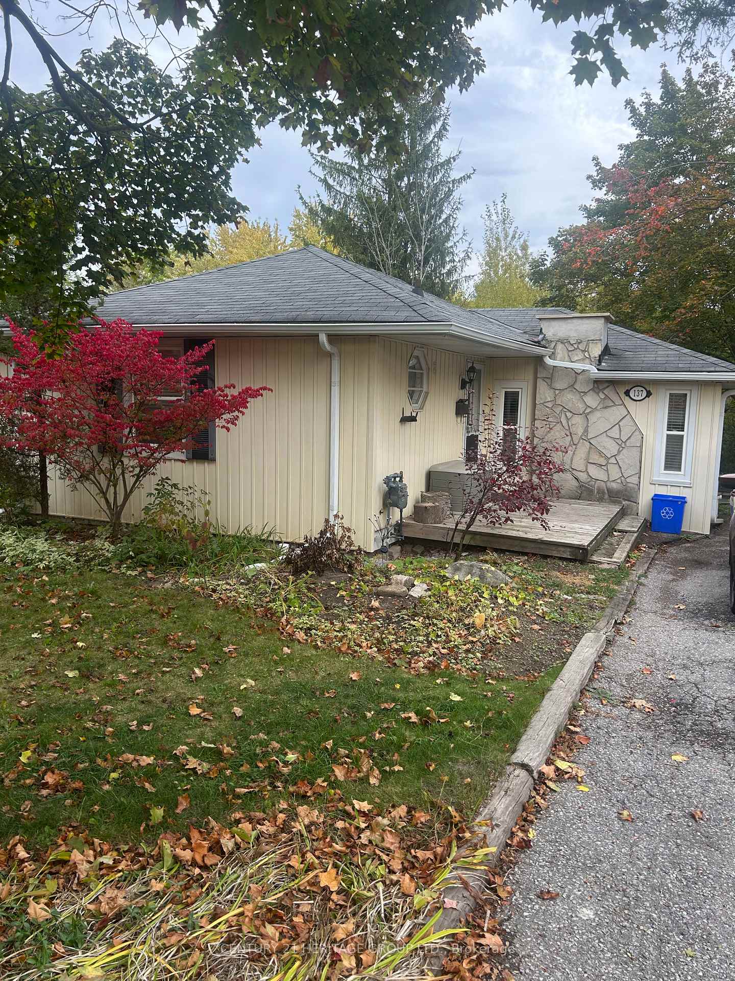 137-gurnett-street-aurora-ontario-n12470739