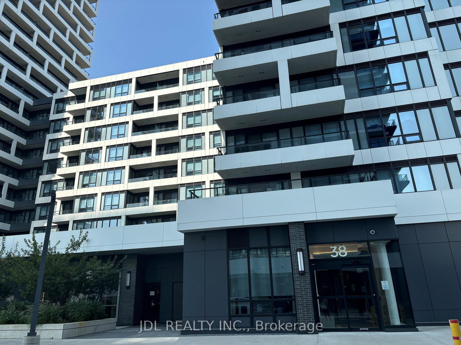 38-water-walk-drive-markham-ontario-n12470866