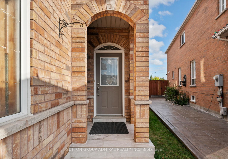 25-umbria-crescent-vaughan-ontario-n12471240
