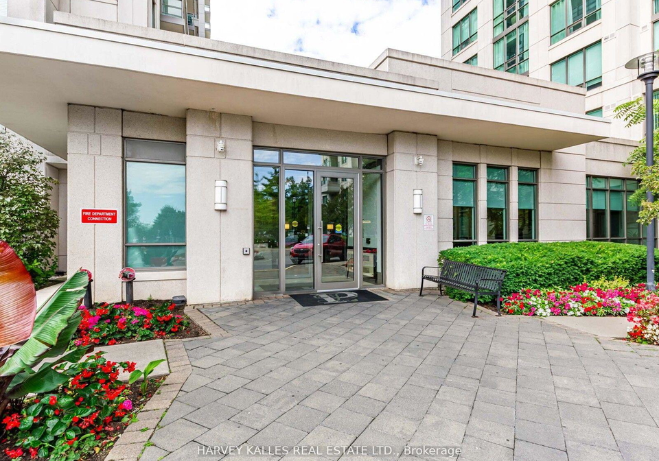 88-promenade-circle-vaughan-ontario-n12471304