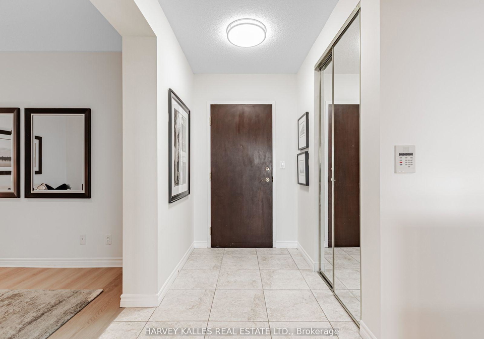 88-promenade-circle-vaughan-ontario-n12471304