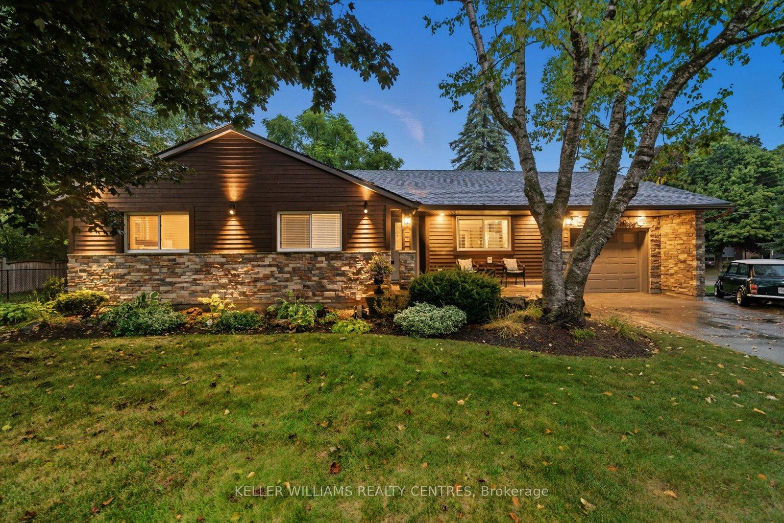261-queen-street-newmarket-ontario-n12471837