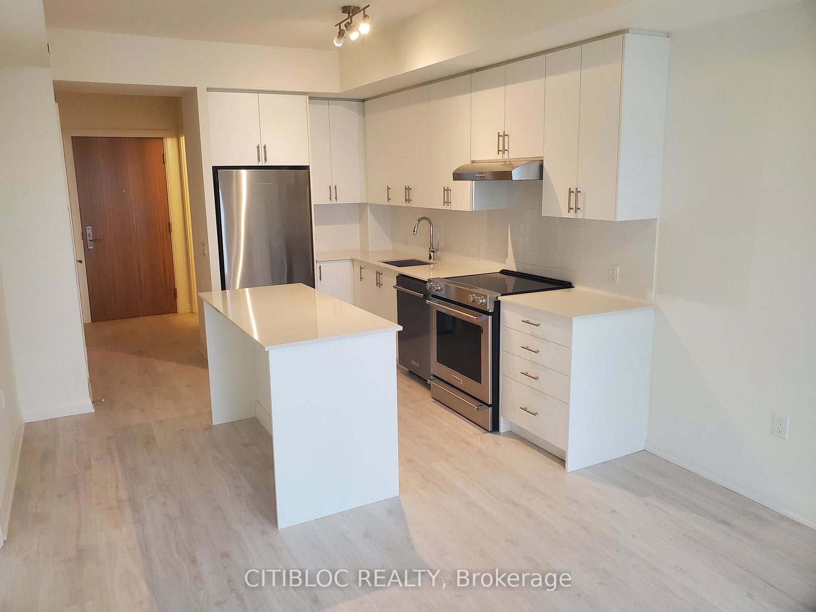 8960-jane-street-vaughan-ontario-n12472128