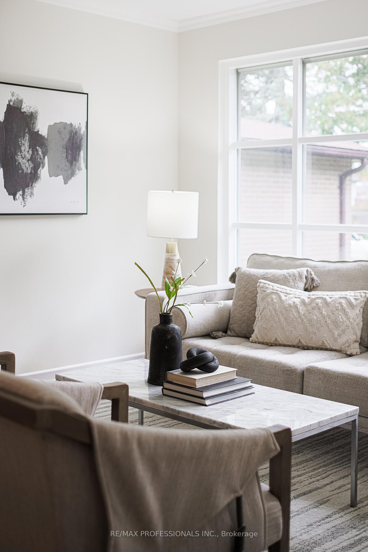 9-donalbain-crescent-markham-ontario-n12472173