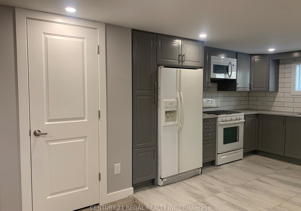 686-woodbridge-avenue-vaughan-ontario-n12472530