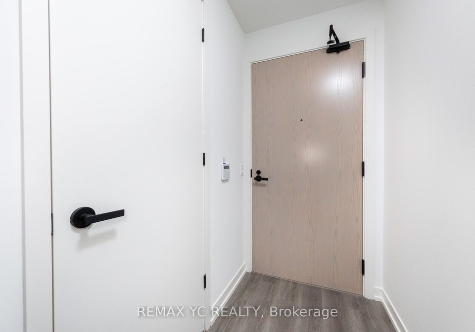28-interchange-way-vaughan-ontario-n12472650