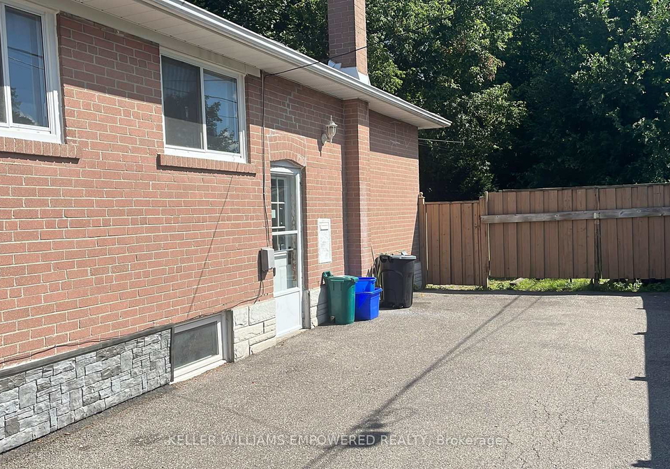 17-collins-crescent-aurora-ontario-n12472808