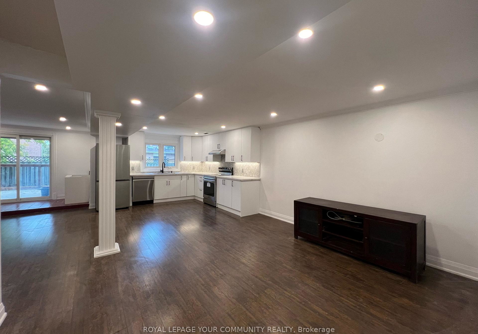 17-hyde-park-drive-s-richmond-hill-ontario-n12474566