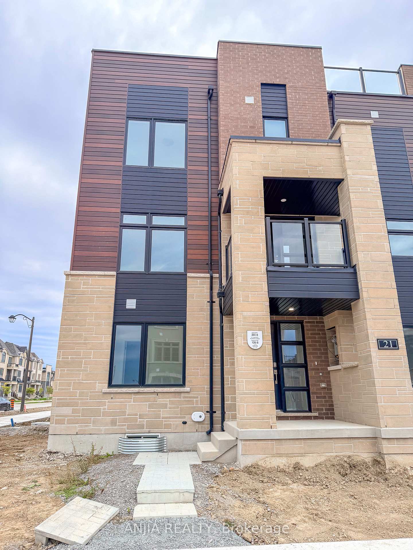 21-harvey-bunker-crescent-markham-ontario-n12474612
